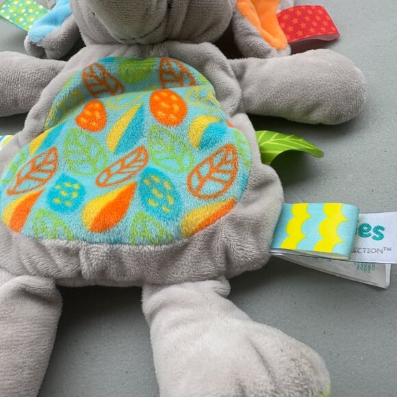 Taggies Little Leaf Elephant Lovey Soft Toy Lovey gray - Picture 4 of 8